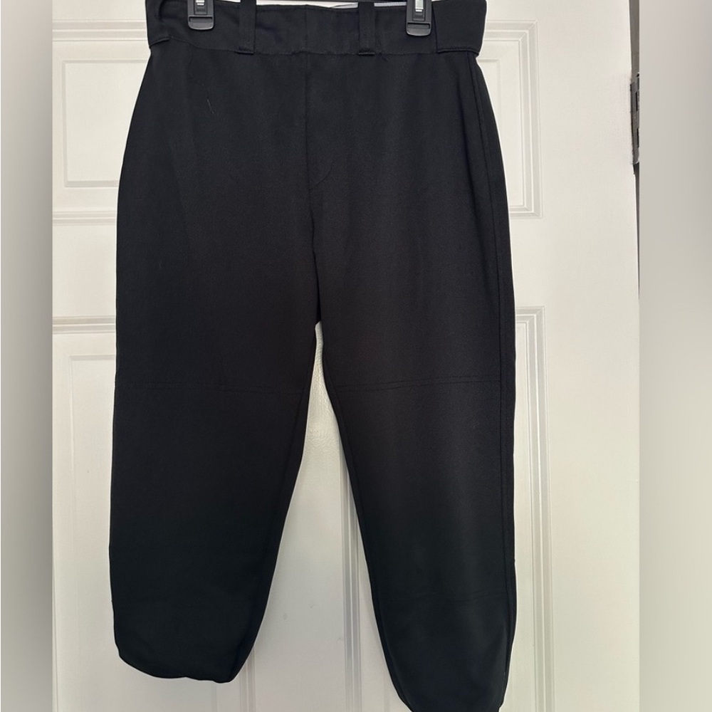 Easton Women’s Black Softball Pants size Medium
